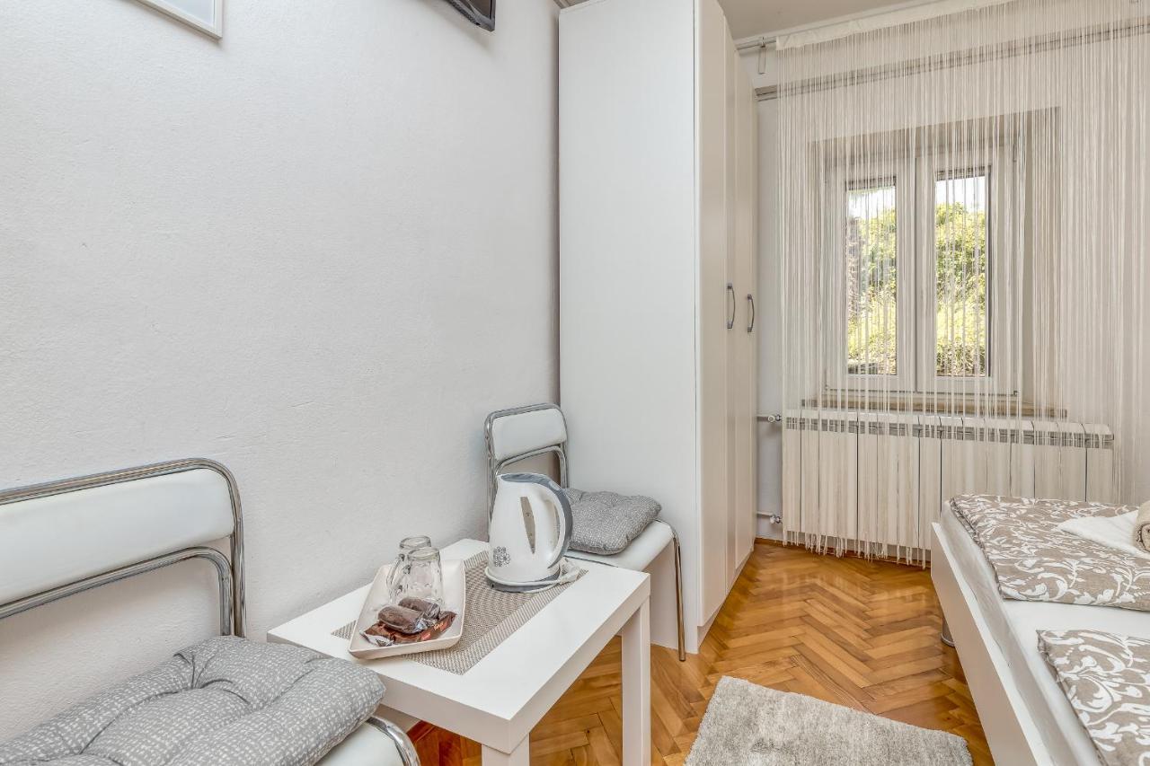 Matea Rooms Funtana Exterior foto